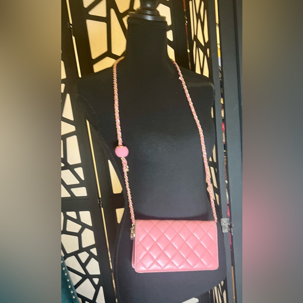 Pink Gold-Chain Women’s Adjustable Braided Quilt Look Chain. For WOC or Clutch - Picture 2 of 2